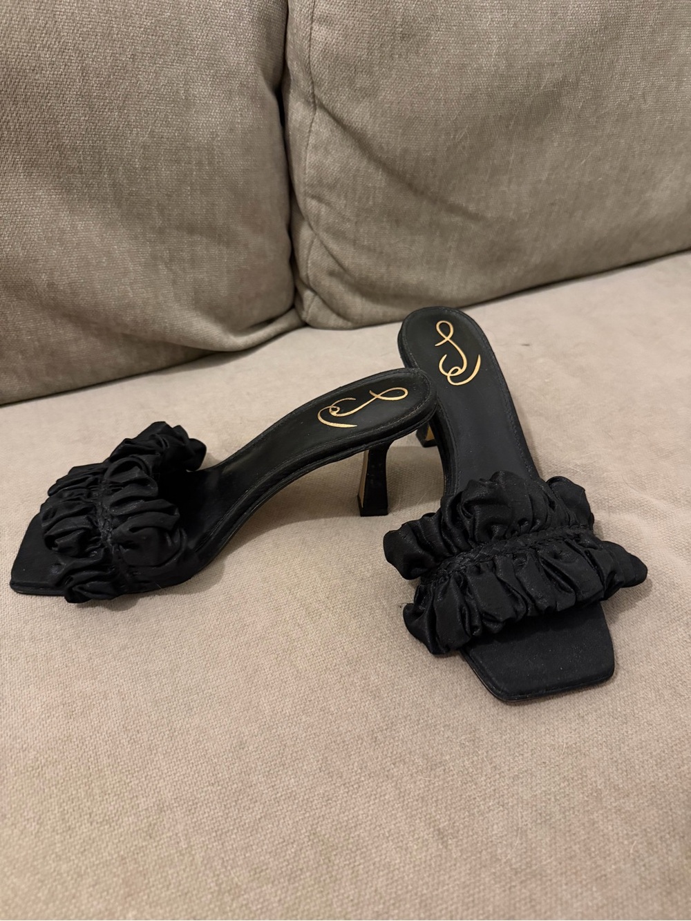 Black Ruffled Sam Edelman Heels - Picture 2 of 4